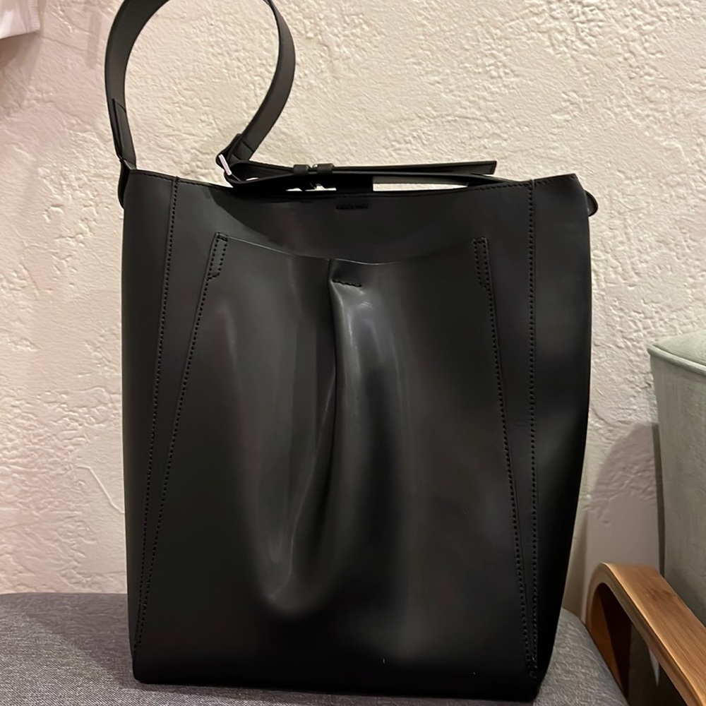 Everlane Italian Studio Bag